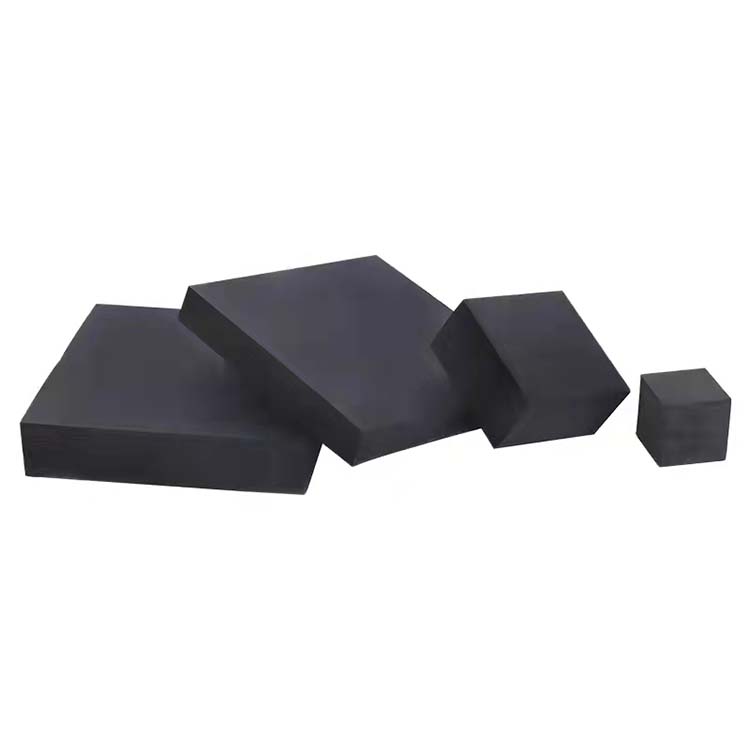 氟橡膠板有什么好處?