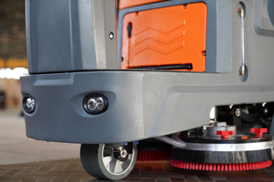 榮事達駕駛式洗地機D140刷盤細節(jié)圖 榮事達駕駛式洗地機D140刷盤細節(jié)圖.jpg