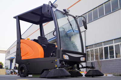 物業(yè)使用榮事達(dá)電動(dòng)掃地機(jī)的優(yōu)勢(shì) 物業(yè)使用榮事達(dá)電動(dòng)掃地機(jī)的優(yōu)勢(shì).jpg